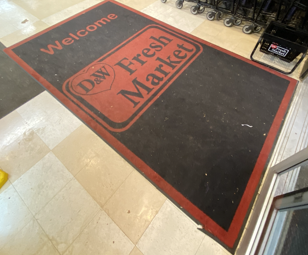 Mat with localized border and corner damage